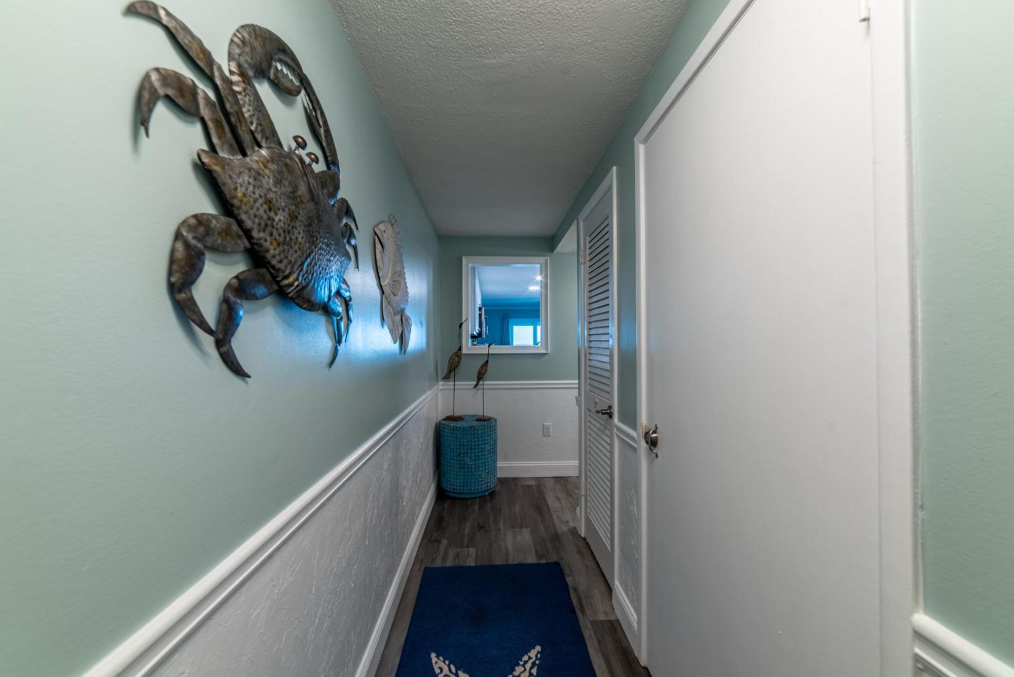 Mariner West 605 'flip Flops & Sunsets' Holiday home *